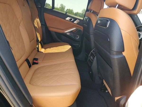 2025 BMW X6 M60i xDr