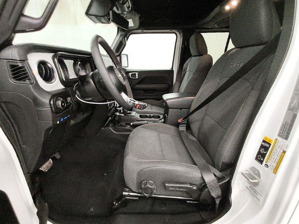 2024 JEEP WRANGLER 4-DOOR SAHARA 4XE