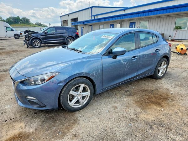 2016 MAZDA 3 SV/Base