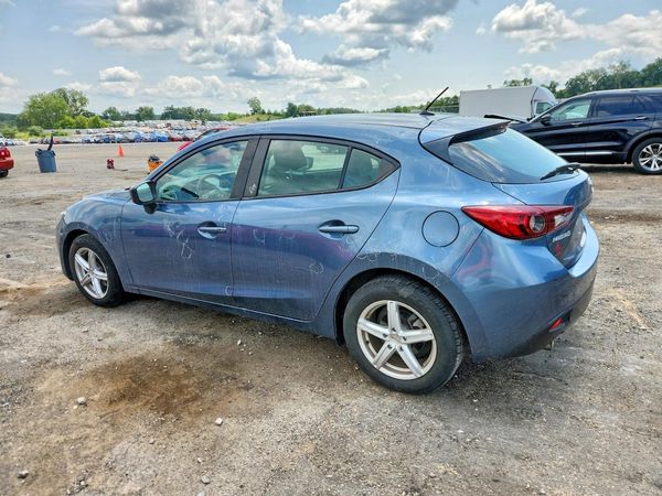 2016 MAZDA 3 SV/Base