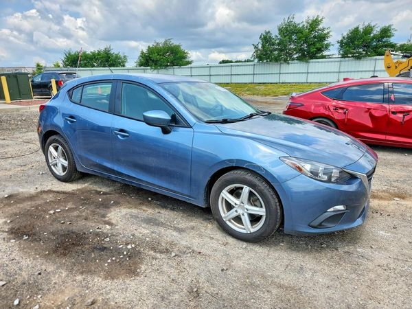 2016 MAZDA 3 SV/Base