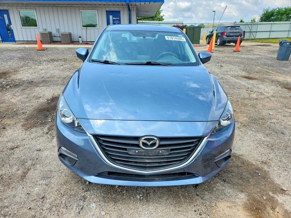 2016 MAZDA 3 SV/Base