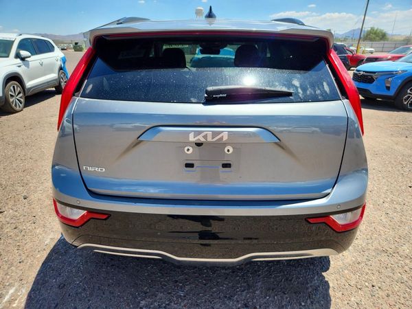 2024 KIA NIRO Wind