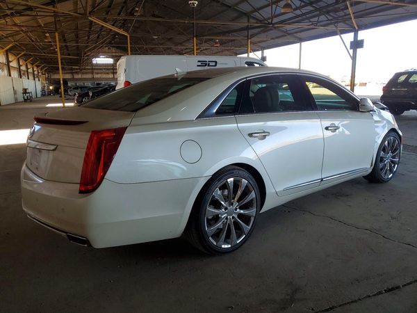2013 CADILLAC XTS Premium