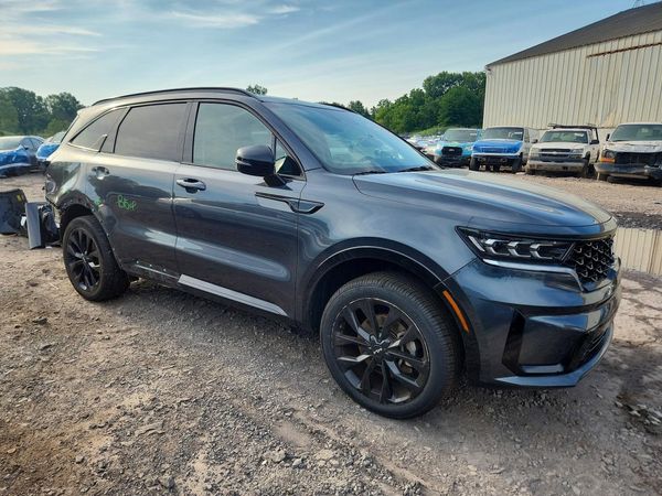 2023 KIA SORENTO