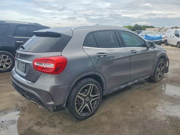 2018 MERCEDES-BENZ GLA GLA250