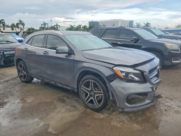 2018 MERCEDES-BENZ GLA GLA250