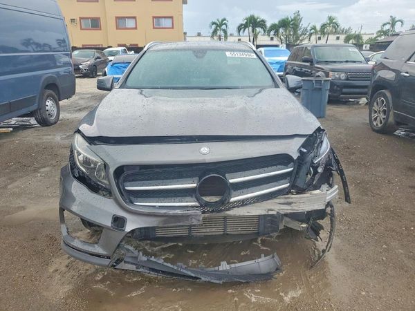 2018 MERCEDES-BENZ GLA GLA250