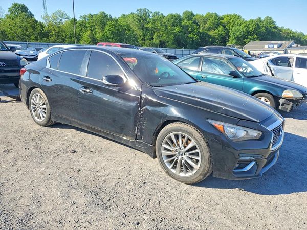 2021 INFINITI Q50