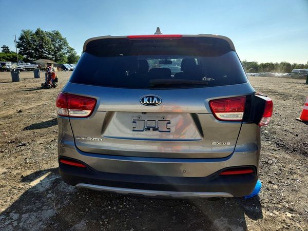 2016 KIA SORENTO