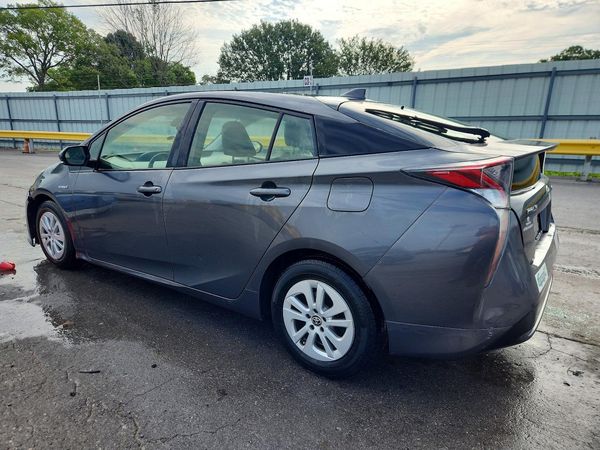 2017 TOYOTA PRIUS One/Two