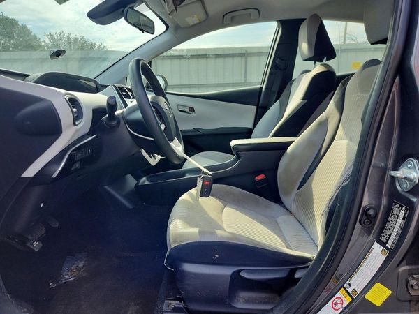 2017 TOYOTA PRIUS One/Two