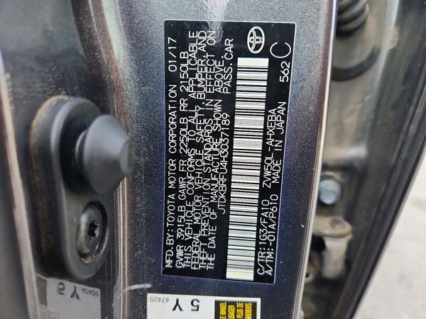 2017 TOYOTA PRIUS One/Two