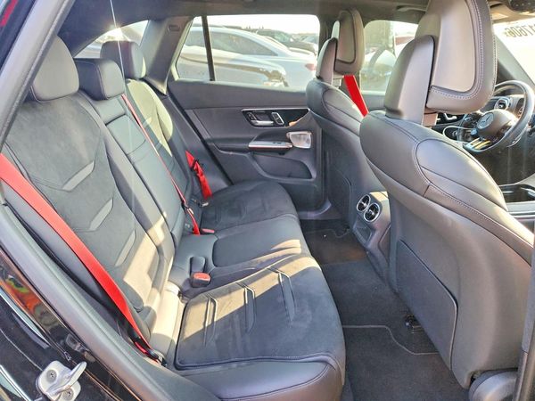2025 MERCEDES-BENZ GLC AMG GLC63 Se