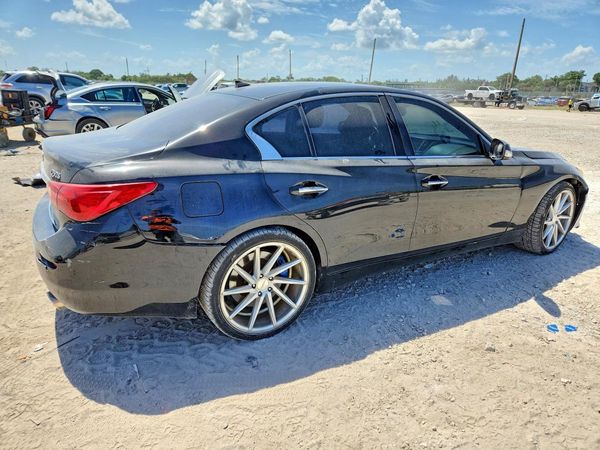 2015 INFINITI Q50 HYBRID