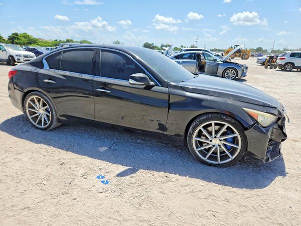 2015 INFINITI Q50 HYBRID