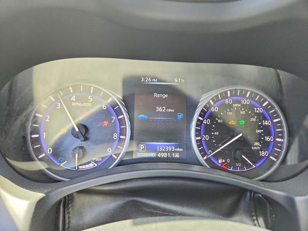 2015 INFINITI Q50 HYBRID