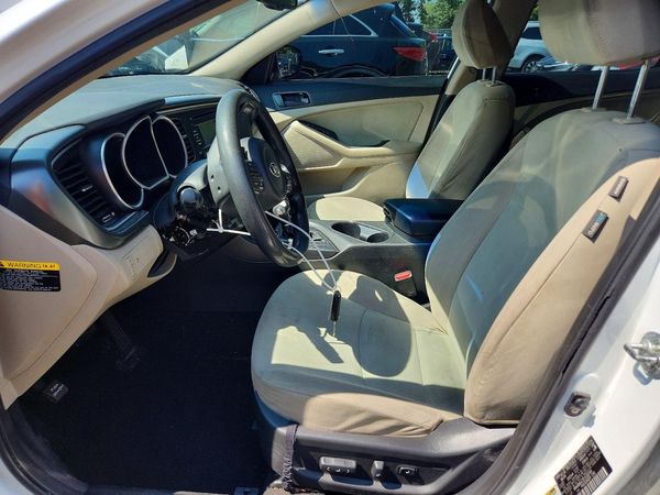 2015 KIA OPTIMA GL - Middle-low