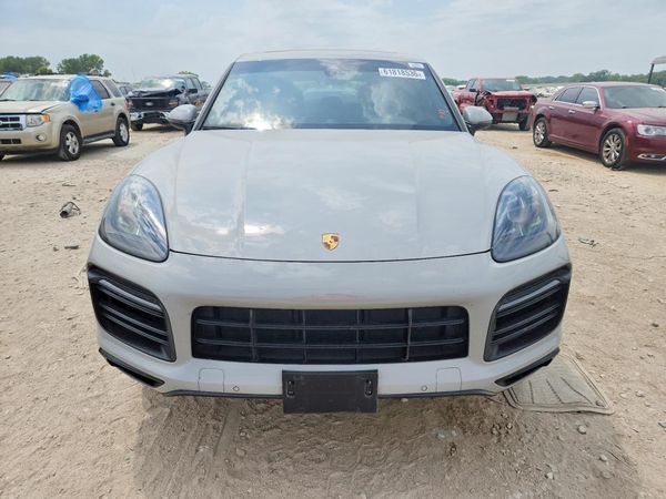 2022 PORSCHE CAYENNE E-Hybrid