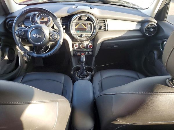 2016 MINI COOPER