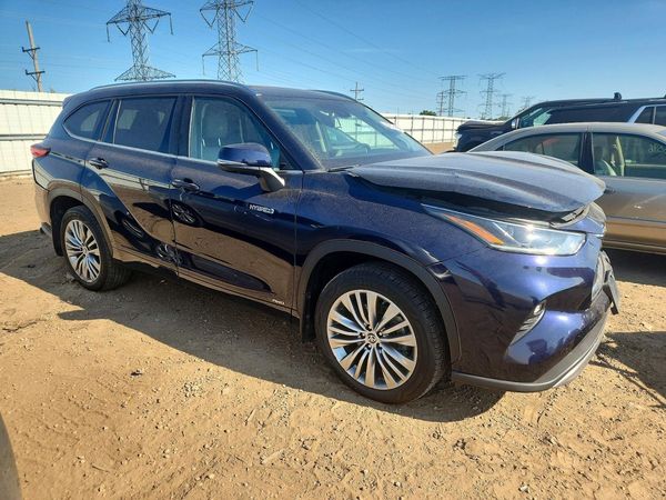2021 TOYOTA HIGHLANDER Platinum