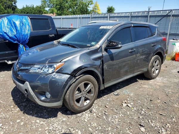 2015 TOYOTA RAV4