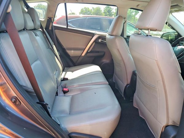 2015 TOYOTA RAV4 XLE (M Grade)
