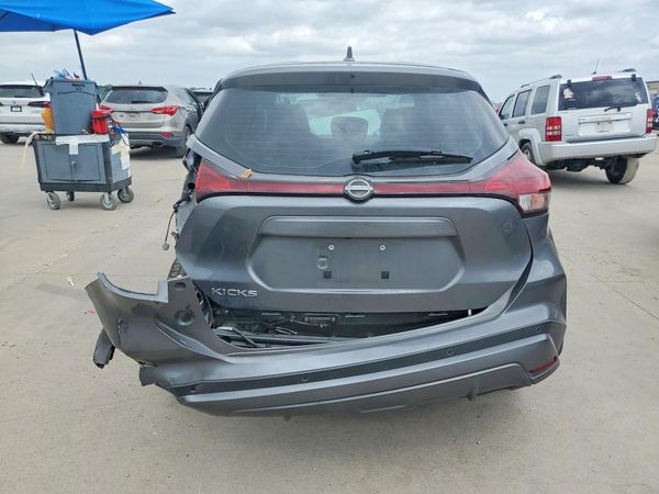 2023 NISSAN KICKS S