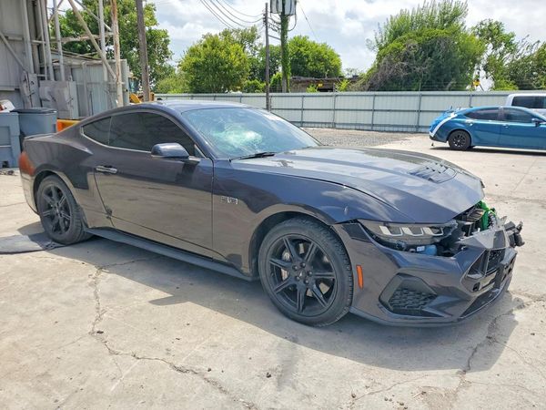 2024 FORD MUSTANG GT