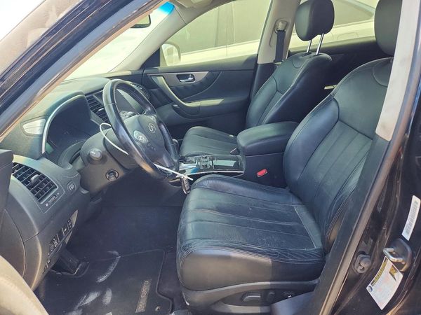2016 INFINITI QX70