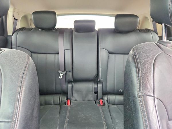 2016 INFINITI QX70