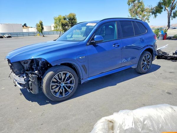 2022 BMW X5 xDrive45e