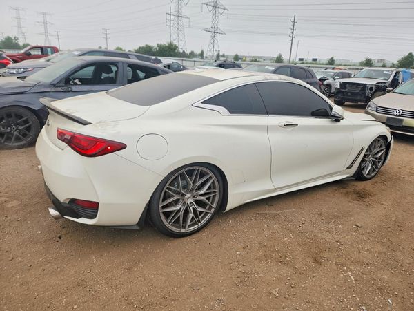 2017 INFINITI Q60