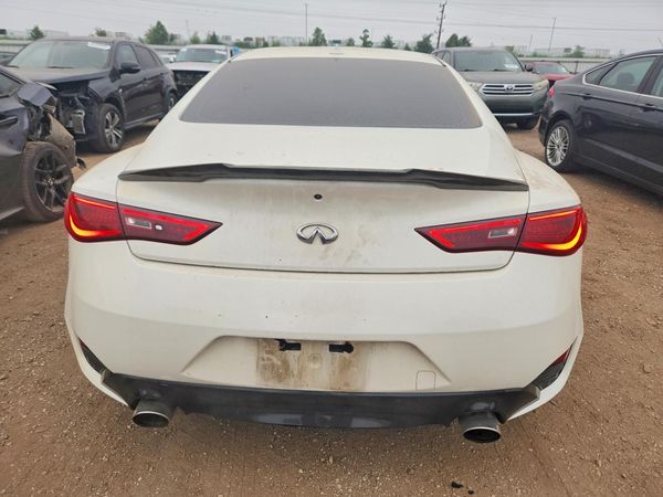 2017 INFINITI Q60