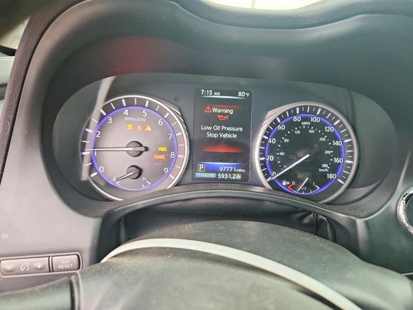 2017 INFINITI Q60