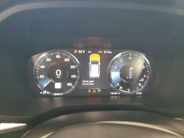 2021 VOLVO XC60 Inscription