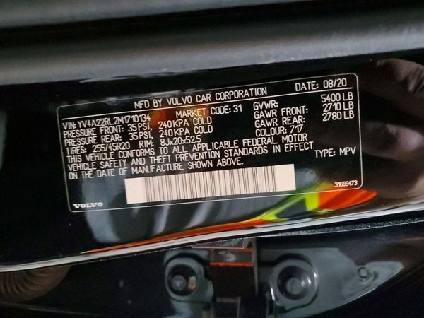 2021 VOLVO XC60 Inscription