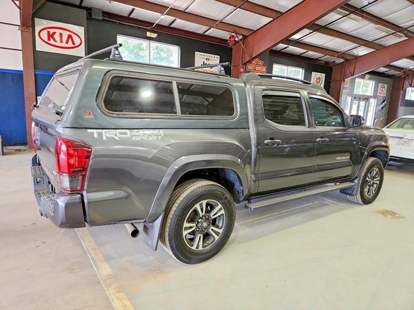 2019 TOYOTA TACOMA SR5