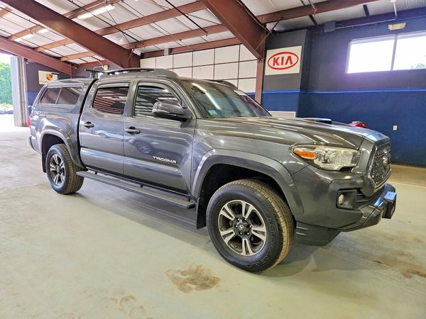 2019 TOYOTA TACOMA SR5