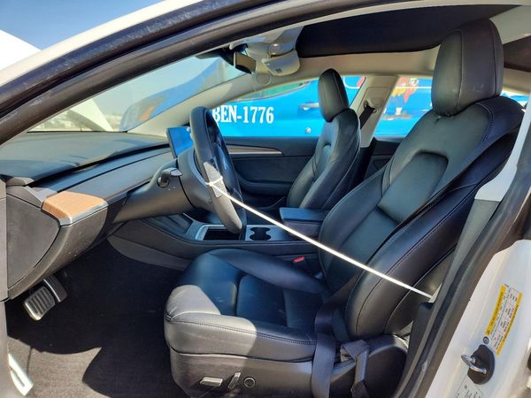 2021 TESLA MODEL 3