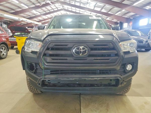 2019 TOYOTA TACOMA SR5