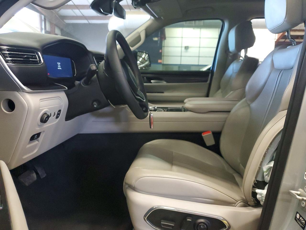 2024 JEEP WAGONEER 4X2