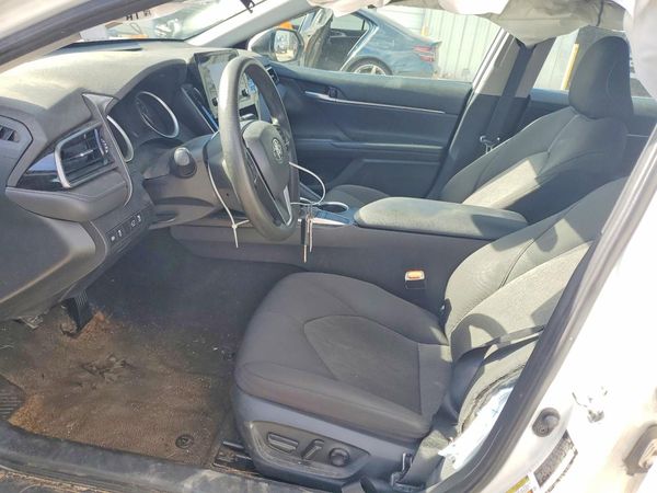 2024 TOYOTA CAMRY LE — DENT