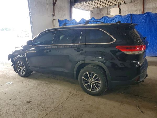 2017 TOYOTA HIGHLANDER SE/XLE