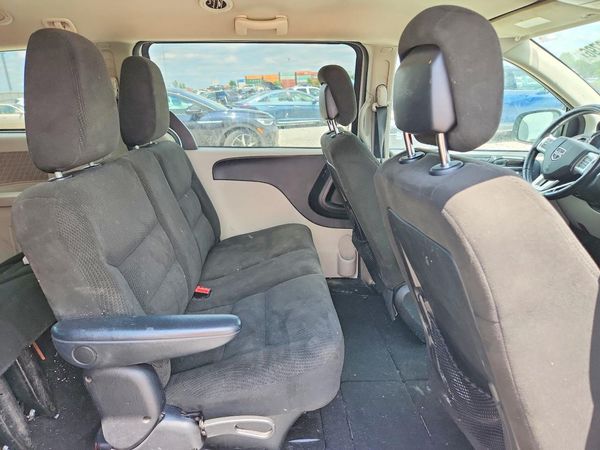 2017 DODGE GRAND CARAVAN SE