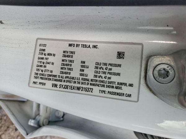 2022 TESLA MODEL 3