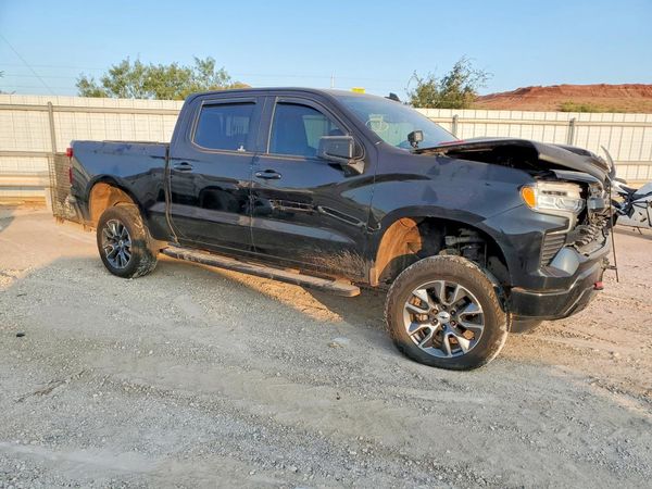 2022 CHEVROLET SILVERADO RST — Passenger 3/4
