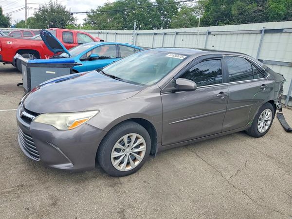 2015 TOYOTA CAMRY