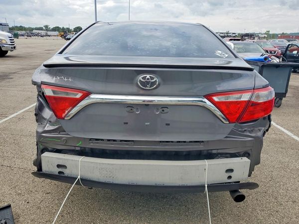 2015 TOYOTA CAMRY
