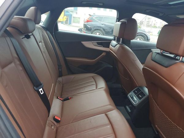 2019 AUDI A4
